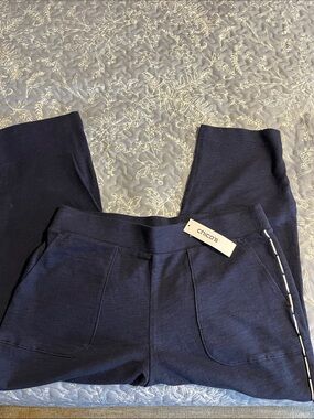 Chico's Dark Navy Straight-Leg Pull-On Pants